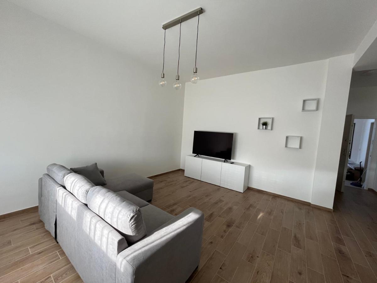 Apartment So.fi. *